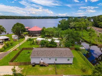 Lake Home For Sale in East Palatka, Florida
