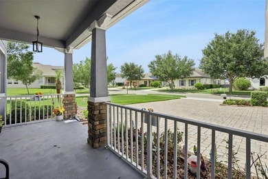 Fenced Corner Lot | Oversized 3+ Car Garage | Yard Maintenance - photo 4