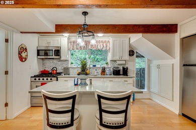 Enjoy the perfect getaway in the Northwoods Community! This - photo 4