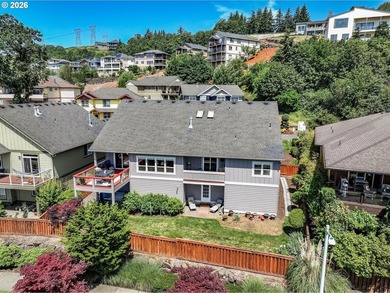 Beautifully maintained Craftsman style home offering main level - photo 33