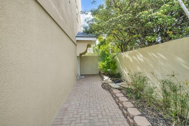 Discover the perfect blend of location, comfort, and investment - photo 5
