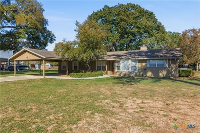 Welcome to 163 Lakeside Dr - the lakeside retreat you've been - photo 6