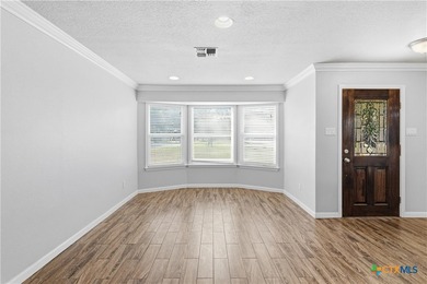 Welcome to 163 Lakeside Dr - the lakeside retreat you've been - photo 9