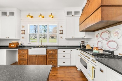 Welcome to your private country oasis! Nestled in an exclusive - photo 12