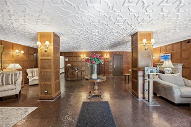 One-bedroom co-op located on the first floor in the Forest Hills - photo 21