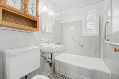 SPONSOR UNIT - NO BOARD APPROVAL, NO INCOME REQUIREMENT, NO - photo 3