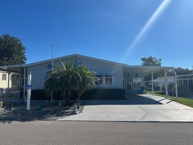 Lake Idlewild Home For Sale in Fruitland Park Florida