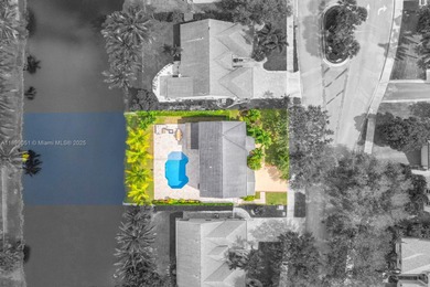 (private lake, pond, creek) Home For Sale in Cooper City Florida