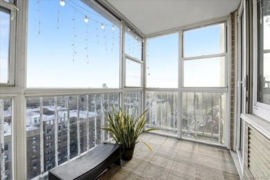 Sun-Filled 1-Bedroom + Office Corner Unit in Forest Hills Bright - photo 22