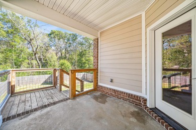 Welcome to this spacious, like-new 4-bedroom, 2-bath home lives - photo 24