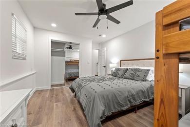 Welcome to 5 Dunvegan Lane in Bella Vista, a beautifully updated - photo 41