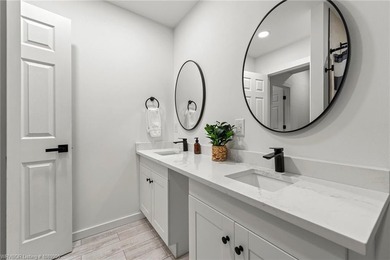 Welcome to 5 Dunvegan Lane in Bella Vista, a beautifully updated - photo 42