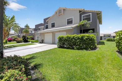 Lake Townhome/Townhouse For Sale in Delray Beach, Florida