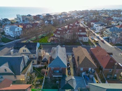 LARGE 4-FAMILY FULLY-DETACHED HOME IN SEAGATE! Building Size: 24 - photo 5