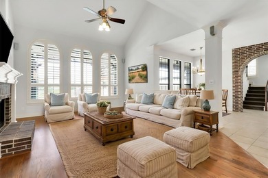 Experience resort-style living in the prestigious Castle Hills - photo 11