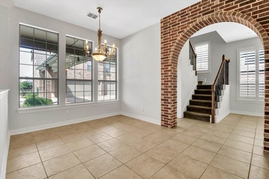 Experience resort-style living in the prestigious Castle Hills - photo 18