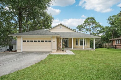 (private lake, pond, creek) Home For Sale in Mount Dora Florida
