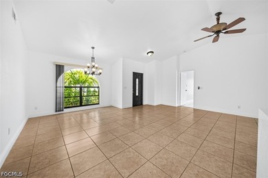 Welcome home to this beautifully remodeled 3-bedroom, 2-bathroom - photo 23