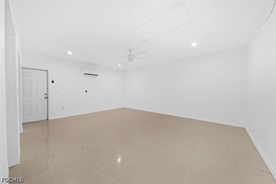Welcome home to this beautifully remodeled 3-bedroom, 2-bathroom - photo 26
