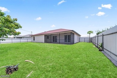 Welcome home to this beautifully remodeled 3-bedroom, 2-bathroom - photo 37