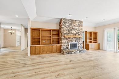 Exceptional custom 4,000 sq ft home of thoughtfully designed - photo 42