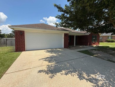 Welcome to 123 Pennbrooke Loop in Foley! This well-maintained - photo 3