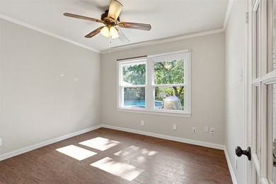 Beautiful 3-bedroom, 2-bath home featuring terracotta tile - photo 15