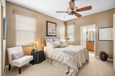 Welcome to this exceptional waterfront single-family residence - photo 17