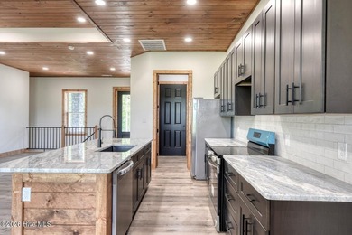 Welcome to mountain living at its finest in one of Murphy's most - photo 18