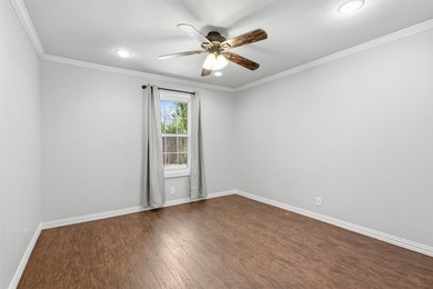 Beautiful 3-bedroom, 2-bath home featuring terracotta tile - photo 20