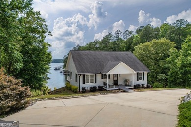 Lake Wedowee / RL Harris Reservoir Home For Sale in Wedowee Alabama
