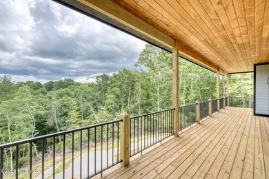 Welcome to mountain living at its finest in one of Murphy's most - photo 22