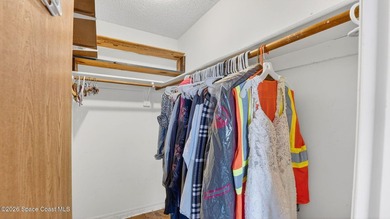 Seller offering $5000 towards buyers closing cost + Assumable VA - photo 25