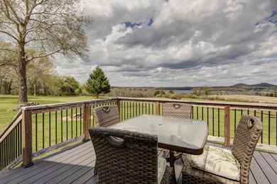 Looking for a home with a beautiful lake view? This inviting - photo 26