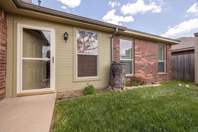 Welcome to this immaculate home with eat-in kitchen that has