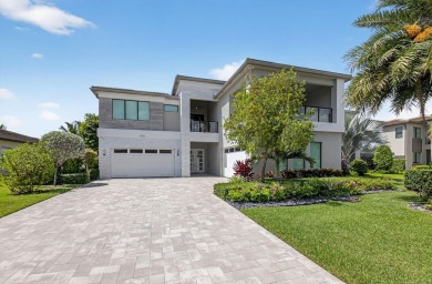 Lake Home For Sale in Boca Raton, Florida