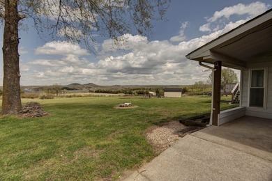 Looking for a home with a beautiful lake view? This inviting - photo 32