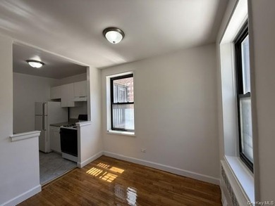 Sponsor Unit. No Board Approval Needed. Well Maintained bright - photo 5