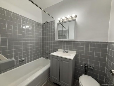 Sponsor Unit. No Board Approval Needed. Well Maintained bright - photo 6