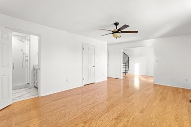 Welcome to 4460 Clipper Cove - a stunning coastal retreat in the - photo 27