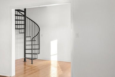 Welcome to 4460 Clipper Cove - a stunning coastal retreat in the - photo 29