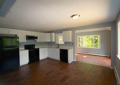 Additional listing photo 4