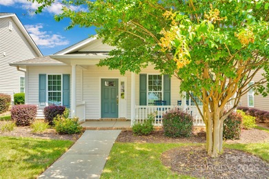 Lake Norman Home Sale Pending in Cornelius North Carolina