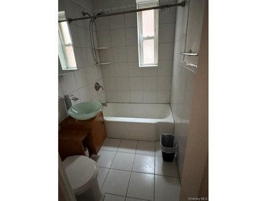 Move in Ready Large 1 Bedroom in the Pelham Parkway section of - photo 8