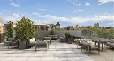 Welcome to The Rutland, a modern condominium in the heart of - photo 7