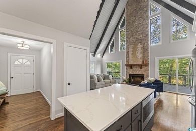 Have you been looking for a GORGEOUS LAKE HOME? VACATION - photo 12