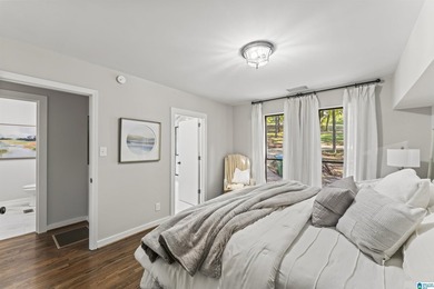 Have you been looking for a GORGEOUS LAKE HOME? VACATION - photo 14