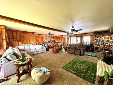 Welcome to an exceptional 420+/- acre ranch in Western Arkansas - photo 19