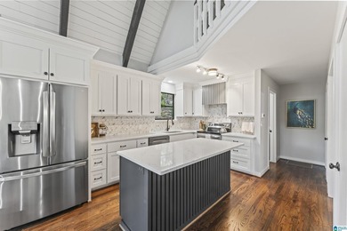 Have you been looking for a GORGEOUS LAKE HOME? VACATION - photo 20