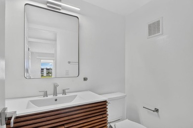Welcome home! This freshly renovated, 3rd-floor 2-bed, 1.5-bath - photo 21